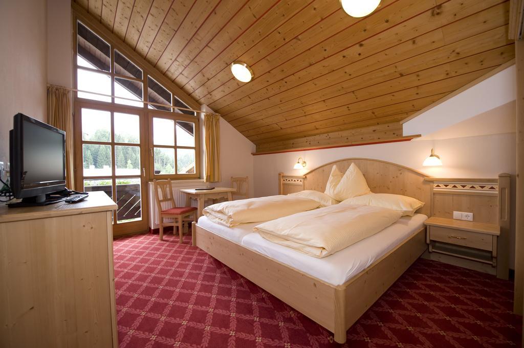 Hotel Bischofsmuetze Фильцмос Номер фото